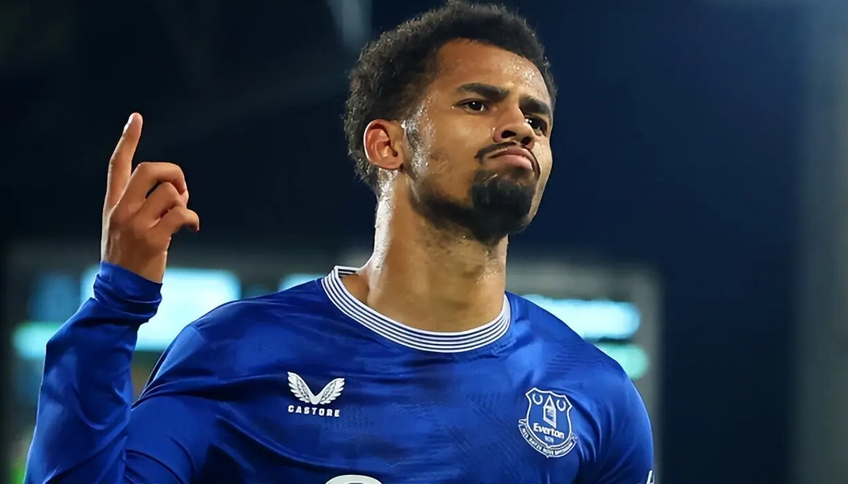 当然, 但却惨遭埃 当然, 但却惨遭埃