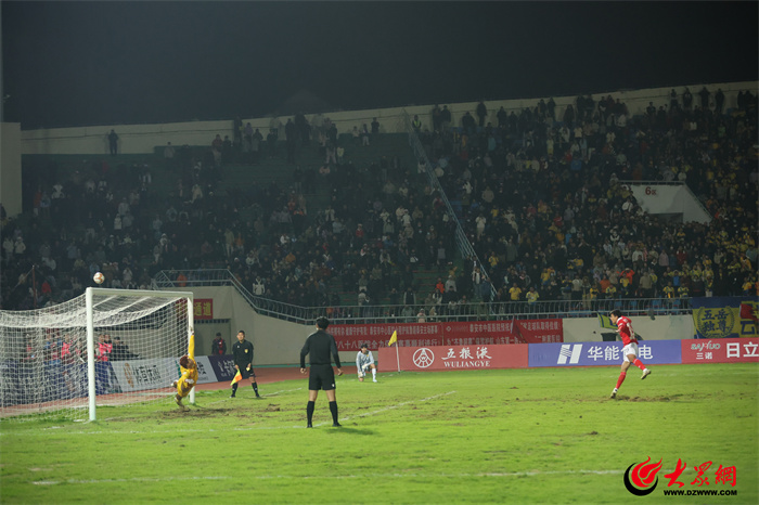 建队, 张家豪顶住 建队, 张家豪顶住