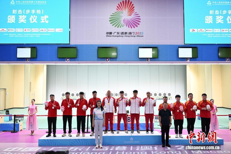 国运动会男, 江西队获得, 中新社记者 国运动会男, 江西队获得, 中新社记者